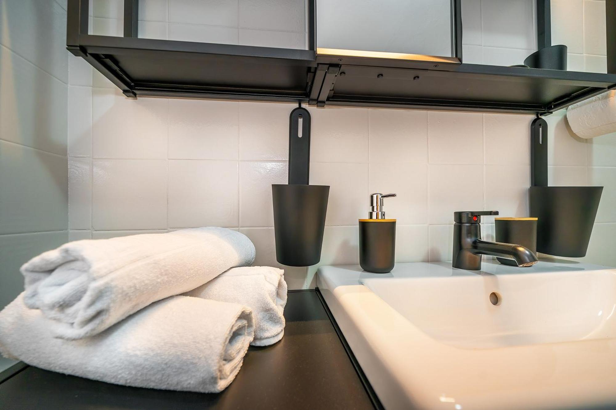 Studio Apartments Gilda Baška Eksteriør bilde